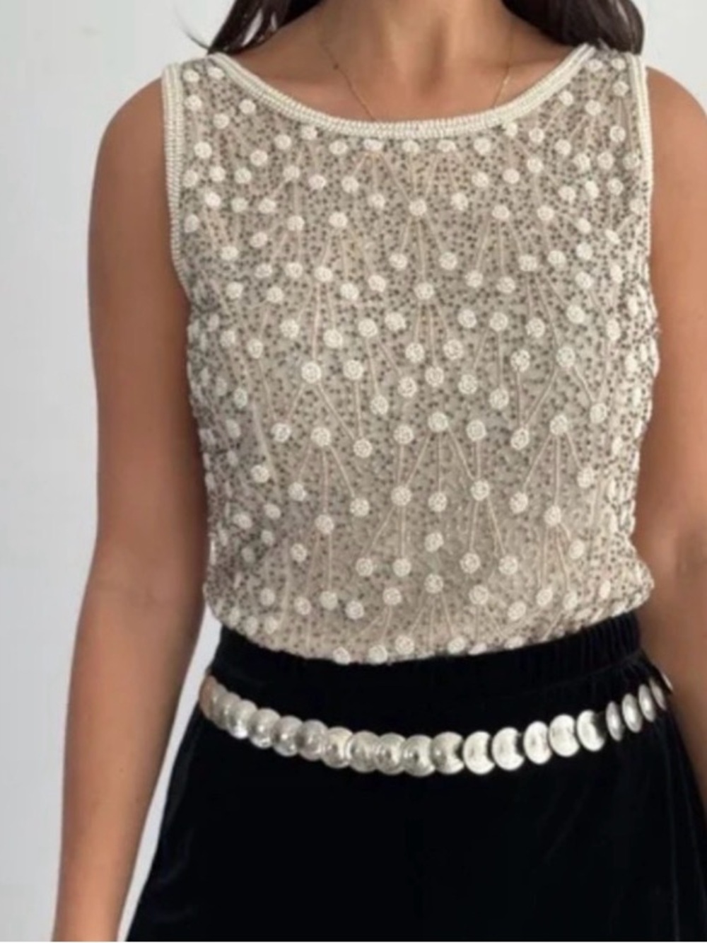 Adrianna Papell Beaded Embroidered Shell Sleeveless Luxury Top in Cream 12P